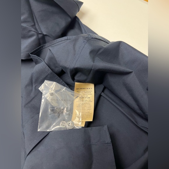 Burberry London England shirt - Picture 2 of 3